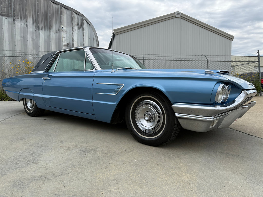 1965 Ford Thunderbird 390 CID V8
