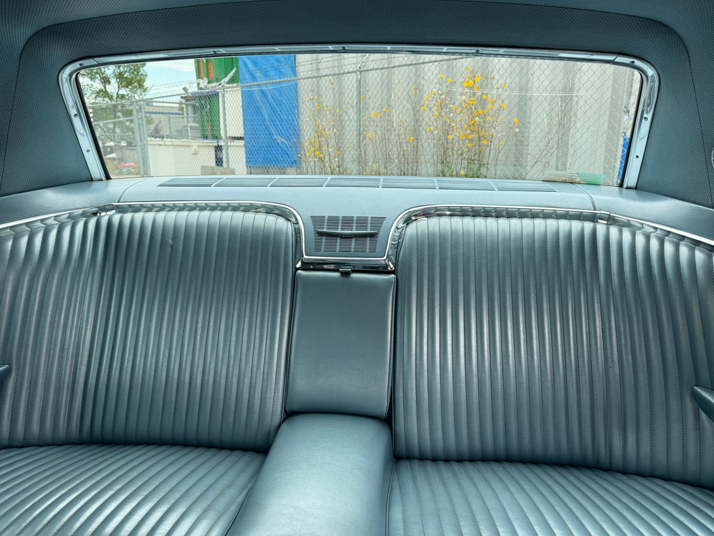 1965 Ford Thunderbird 390 CID V8