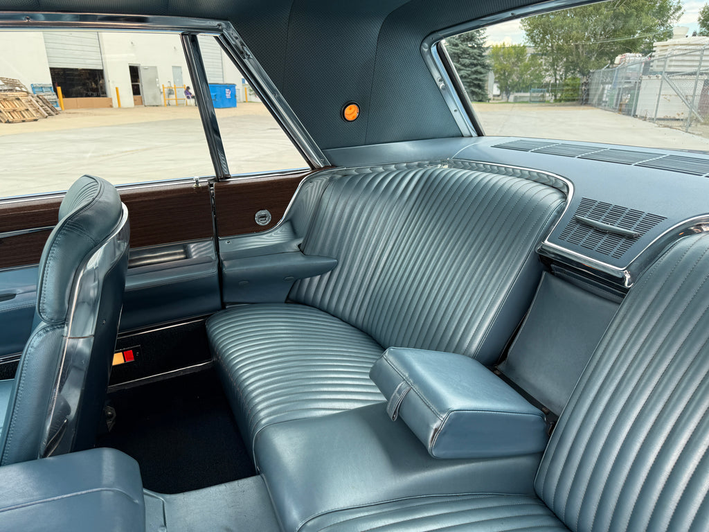1965 Ford Thunderbird 390 CID V8