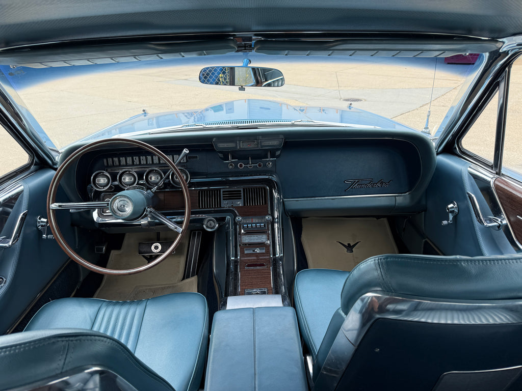 1965 Ford Thunderbird 390 CID V8