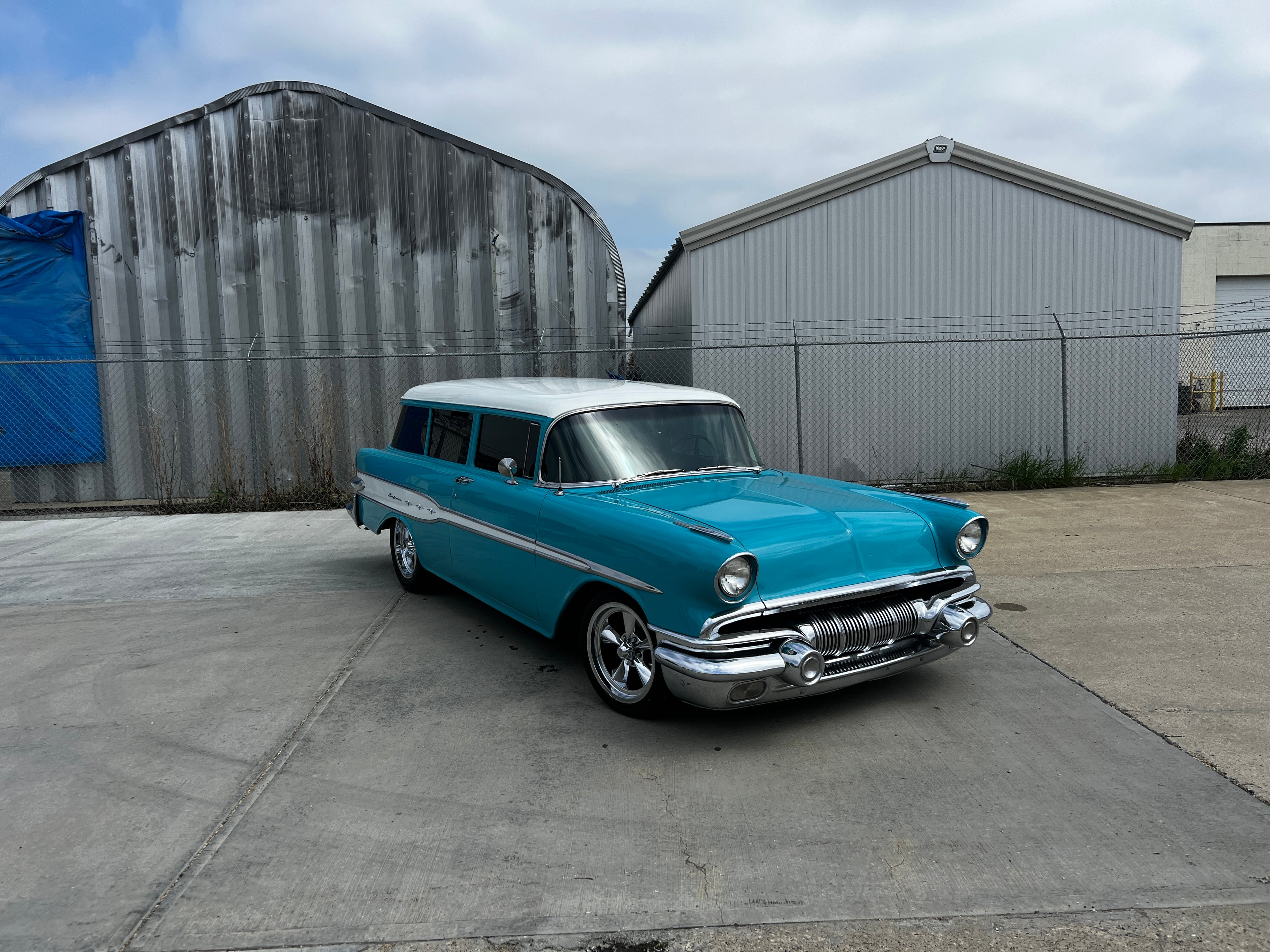 1957 Pontiac Pathfinder Safari 2DR Custom