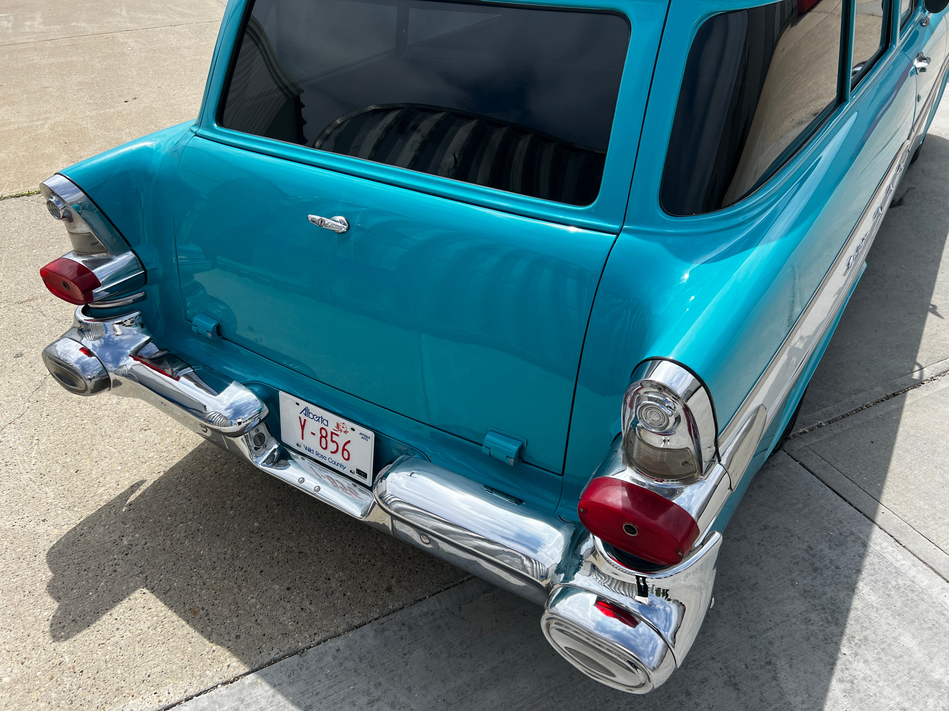 1957 Pontiac Pathfinder Safari 2DR Custom