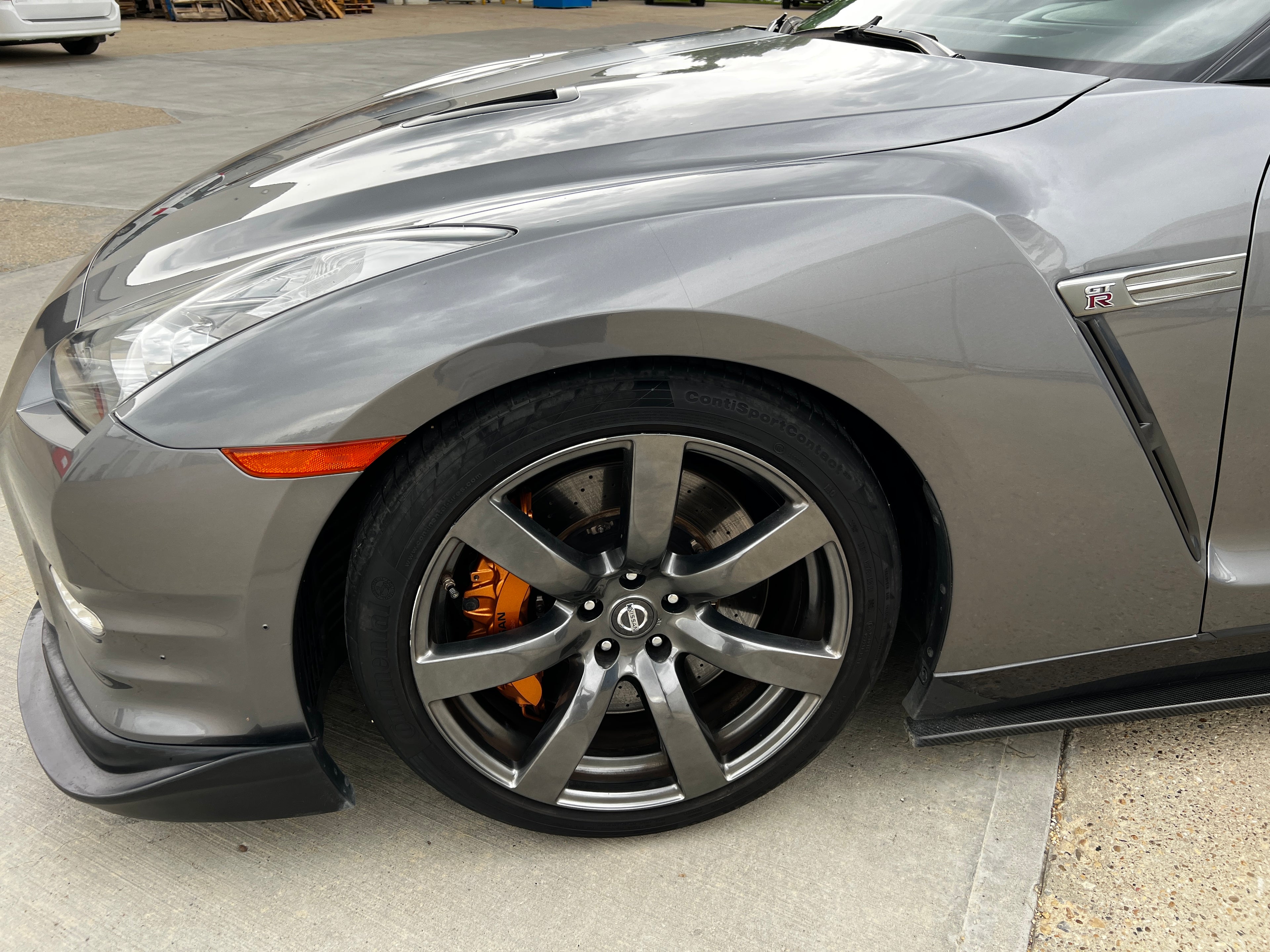 2012 Nissan GTR Black Edition