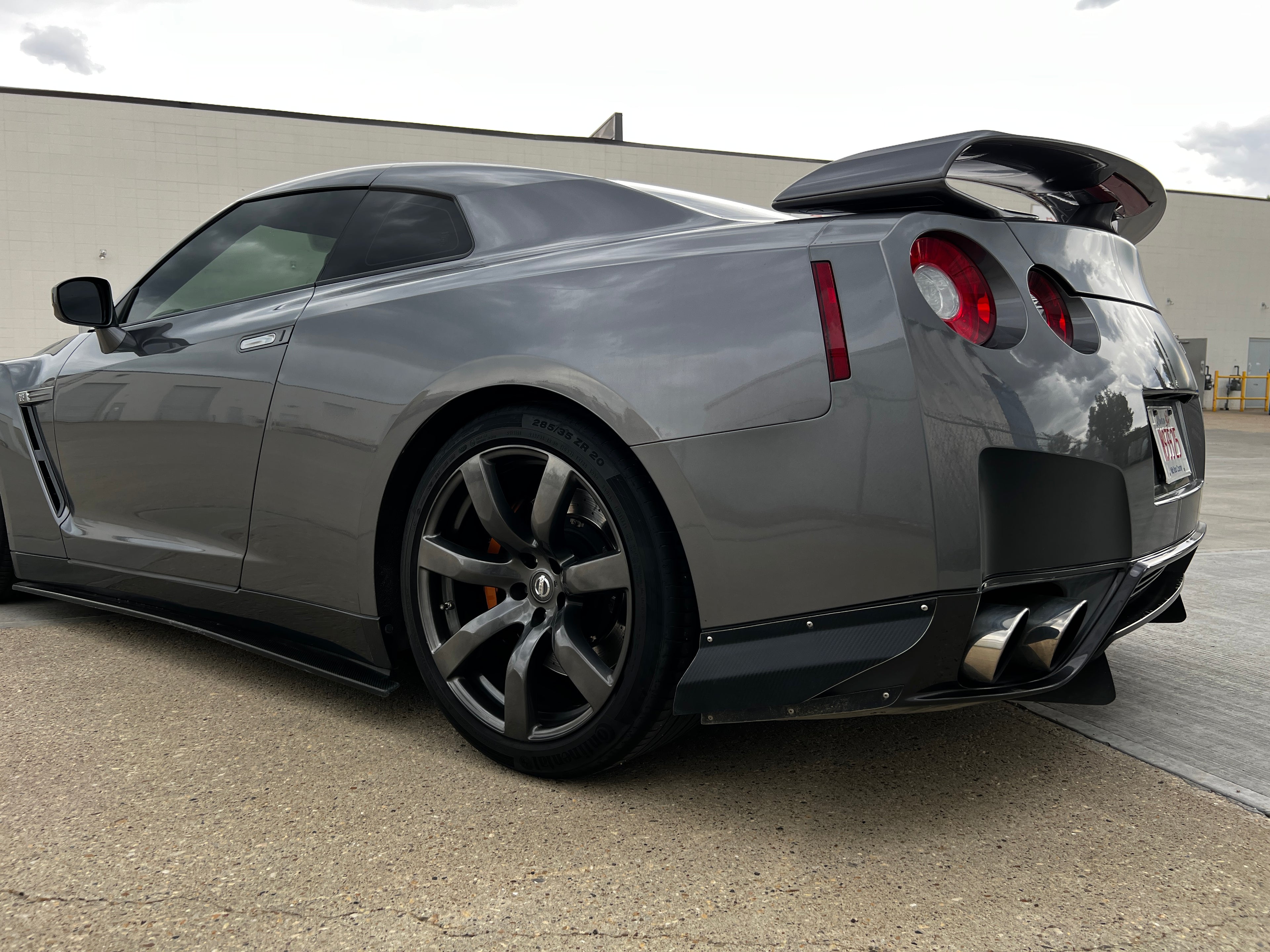 2012 Nissan GTR Black Edition