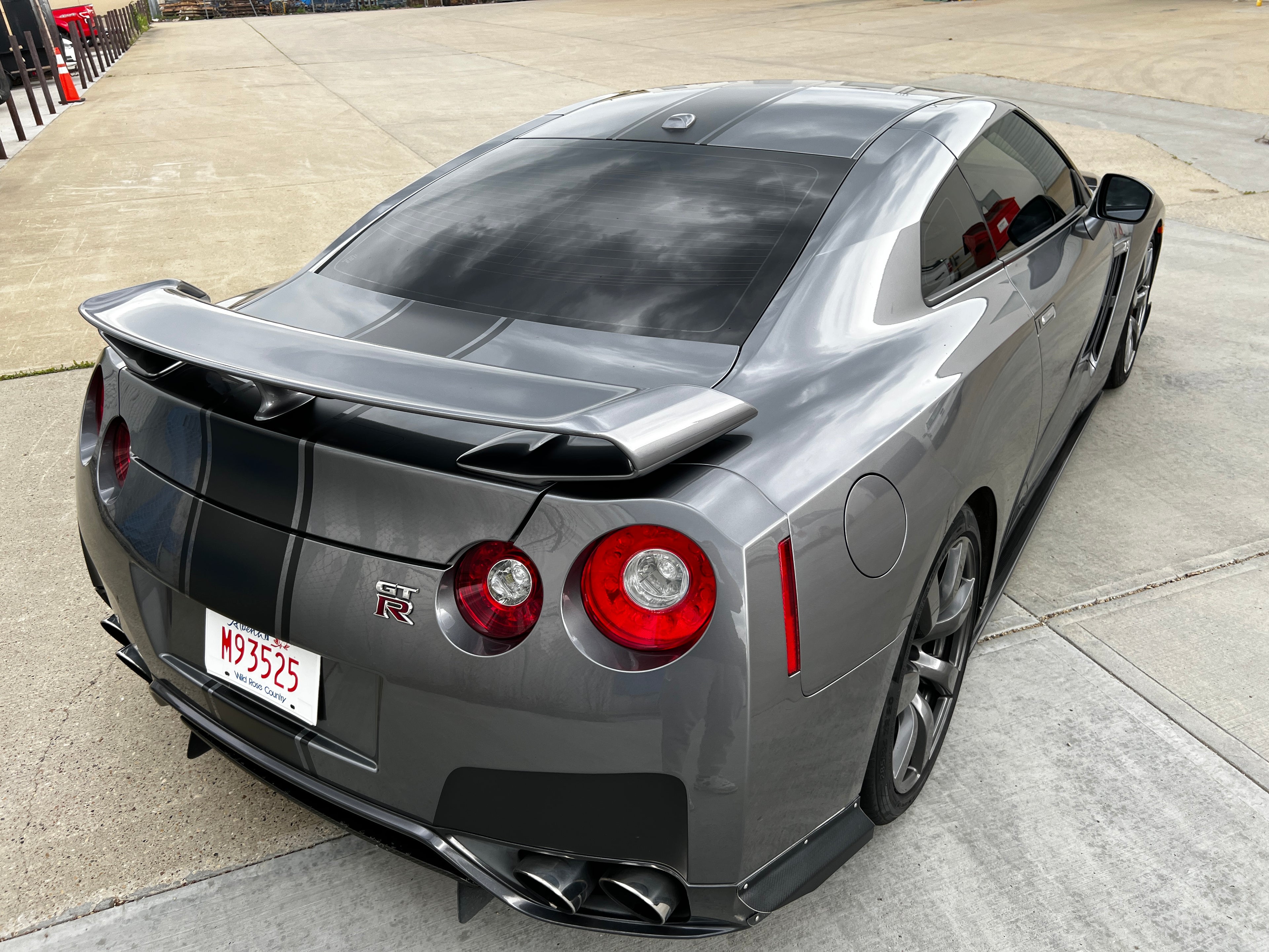 2012 Nissan GTR Black Edition