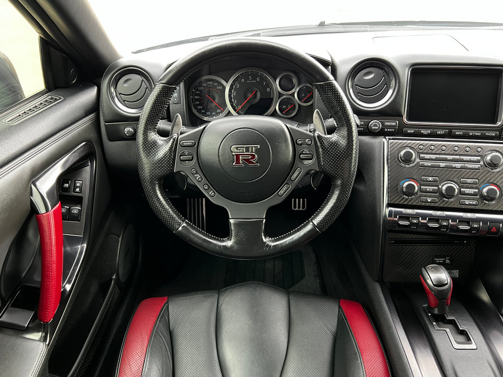 2012 Nissan GTR Black Edition