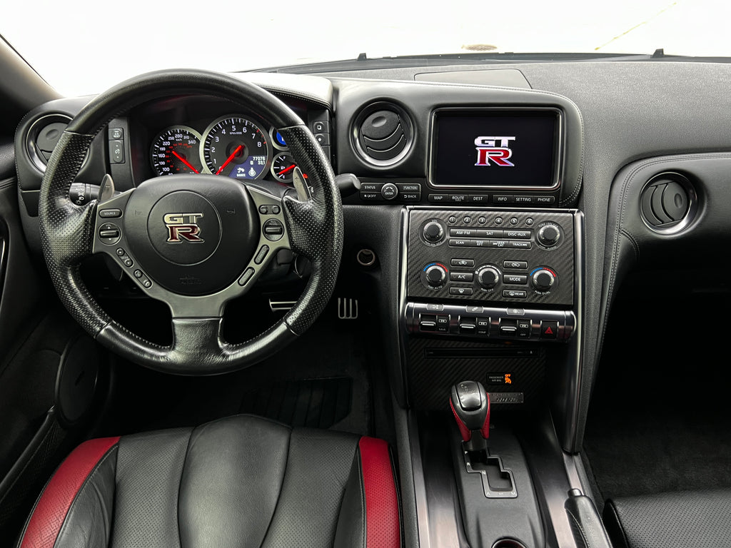 2012 Nissan GTR Black Edition