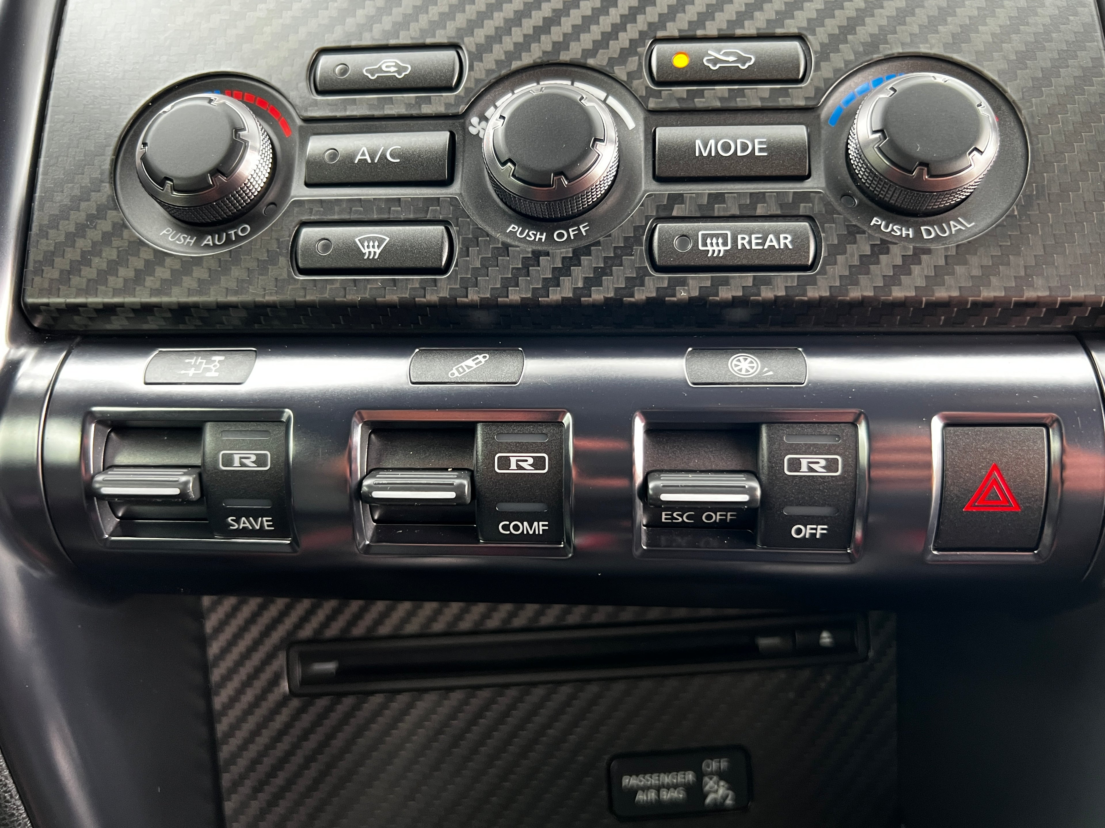 2012 Nissan GTR Black Edition