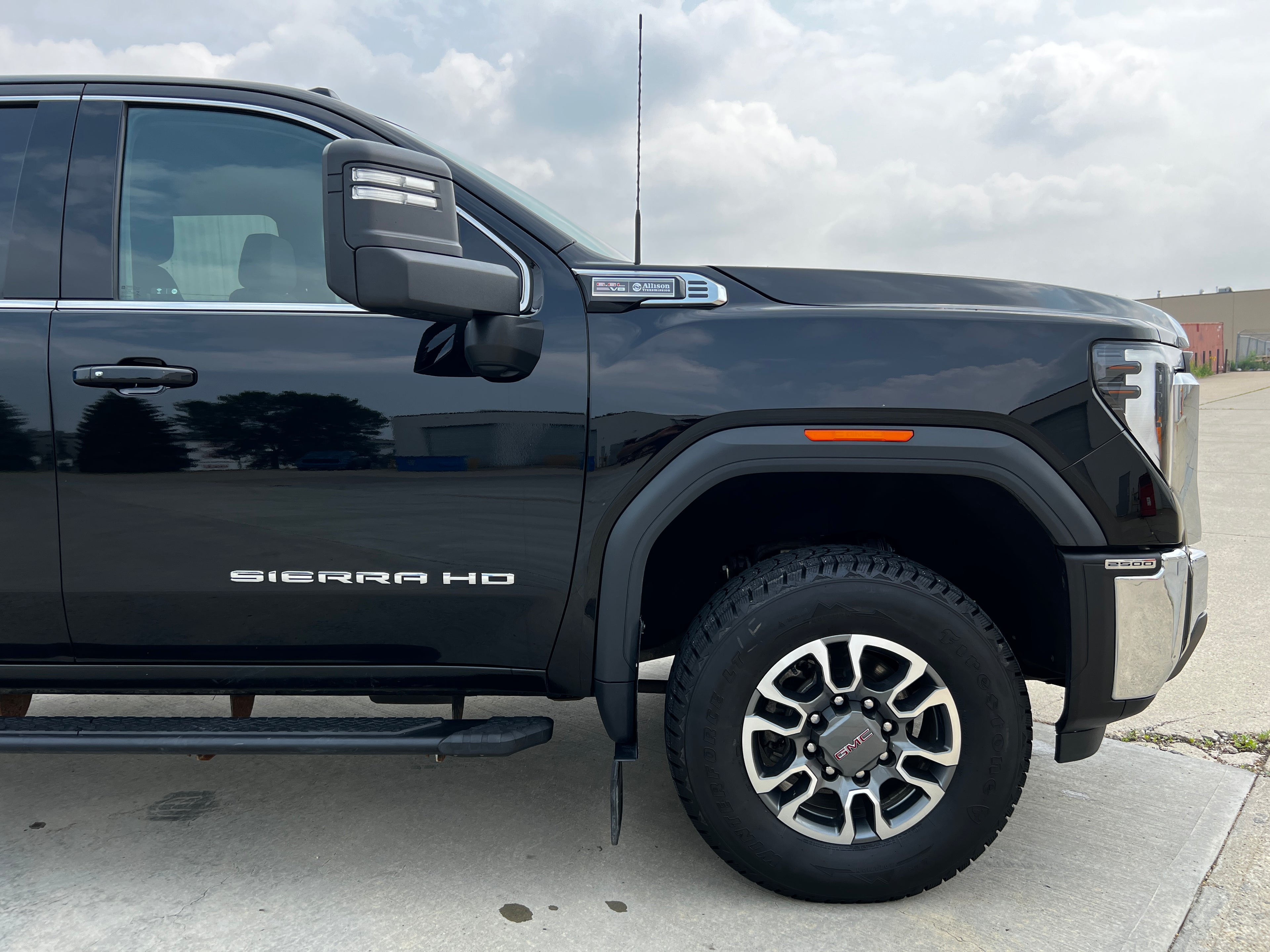 2024 GMC 2500HD SLE